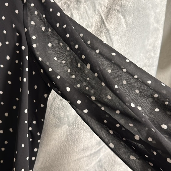 NWT women’s blouse size xl Black and White Polka Dot Women's Top sheer sleeves - Picture 2 of 12